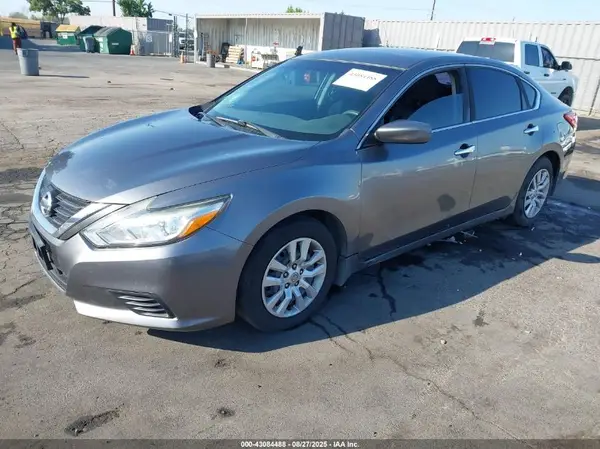 1N4AL3AP1GN343721 2016 NISSAN ALTIMA - Image 2