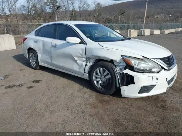 1N4AL3AP1GN355514 2016 NISSAN ALTIMA - Image 1