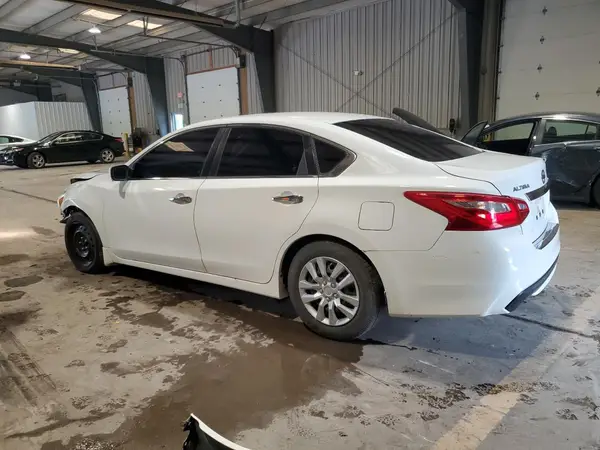 1N4AL3AP1GN361670 2016 NISSAN ALTIMA - Image 2
