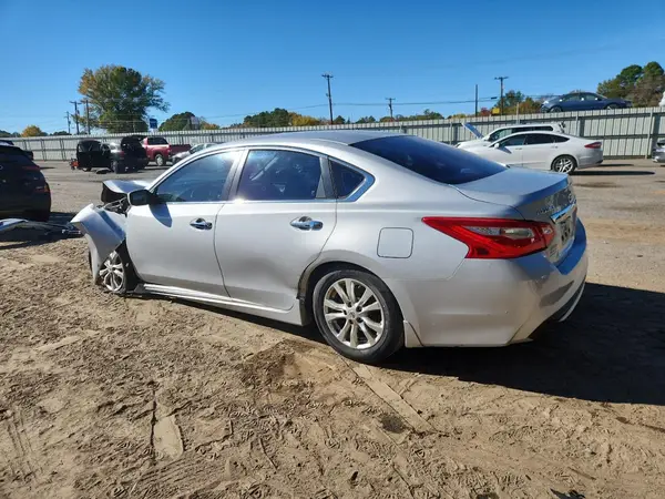 1N4AL3AP1GN365640 2016 NISSAN ALTIMA - Image 2