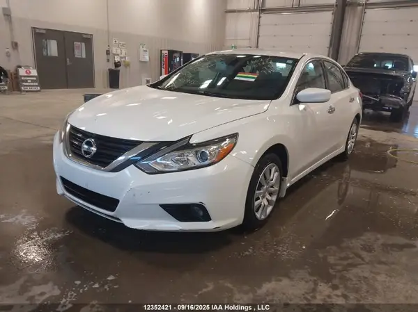 1N4AL3AP1GN373057 2016 NISSAN ALTIMA - Image 2