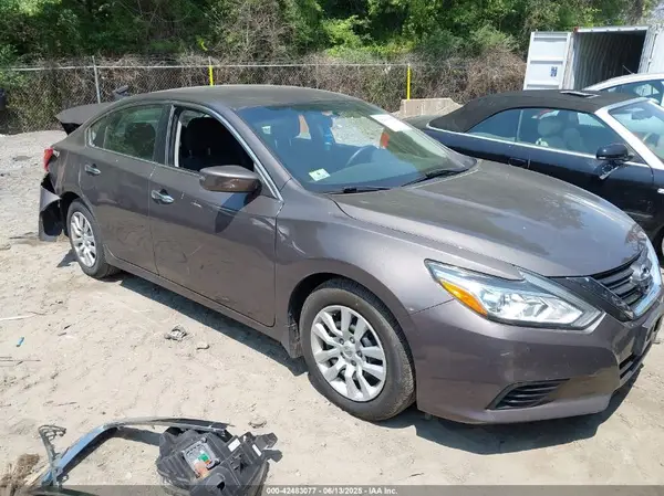 1N4AL3AP1GN374015 2016 NISSAN ALTIMA - Image 1