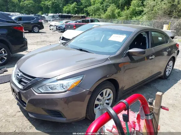 1N4AL3AP1GN374015 2016 NISSAN ALTIMA - Image 2