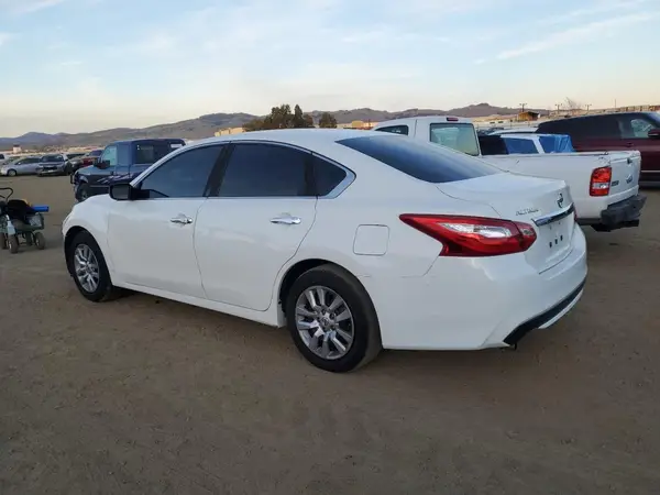 1N4AL3AP1GN374077 2016 NISSAN ALTIMA - Image 2