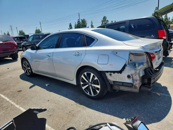 1N4AL3AP1GN377609 2016 NISSAN ALTIMA - Image 2
