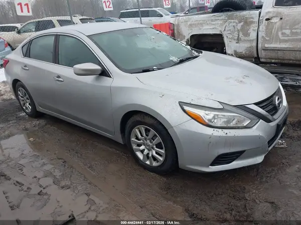 1N4AL3AP1GN378193 2016 NISSAN ALTIMA - Image 1