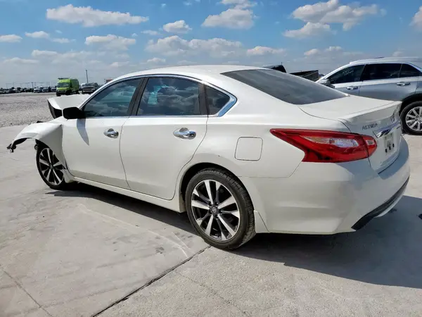1N4AL3AP1GN379344 2016 NISSAN ALTIMA - Image 2
