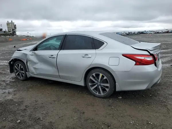1N4AL3AP1GN381384 2016 NISSAN ALTIMA - Image 2