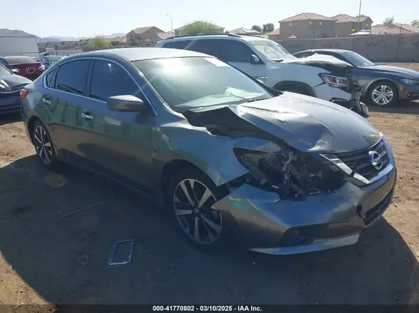 1N4AL3AP1GN381952 2016 NISSAN ALTIMA - Image 1