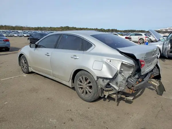 1N4AL3AP1GN382650 2016 NISSAN ALTIMA - Image 2