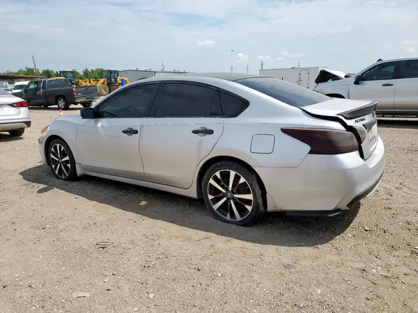 1N4AL3AP1GN383569 2016 NISSAN ALTIMA - Image 2