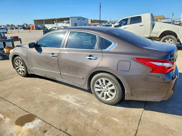 1N4AL3AP1GN385922 2016 NISSAN ALTIMA - Image 2
