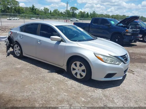 1N4AL3AP1GN387492 2016 NISSAN ALTIMA - Image 1