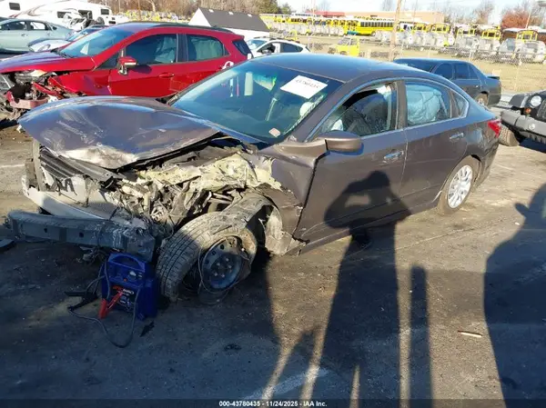 1N4AL3AP1GN390604 2016 NISSAN ALTIMA - Image 2