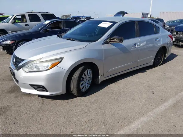 1N4AL3AP1GN392157 2016 NISSAN ALTIMA - Image 2