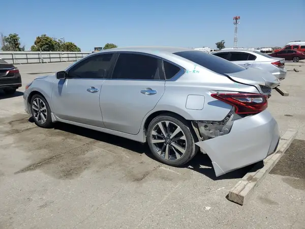 1N4AL3AP1HC108071 2017 NISSAN ALTIMA - Image 2