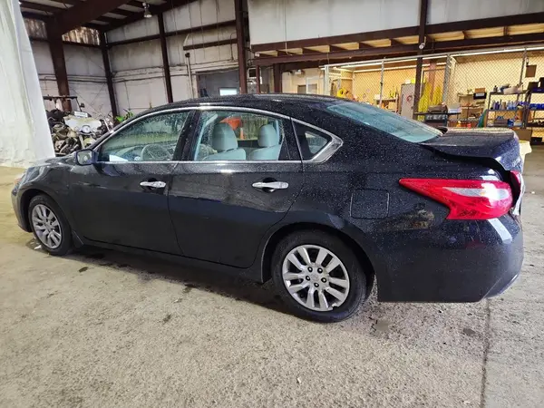 1N4AL3AP1HC108295 2017 NISSAN ALTIMA - Image 2