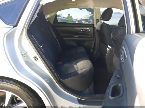 1N4AL3AP1HC110581 2017 NISSAN ALTIMA - Image 8