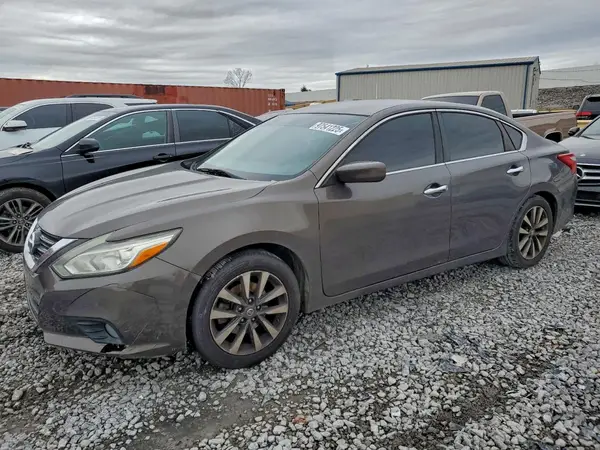 1N4AL3AP1HC112198 2017 NISSAN ALTIMA - Image 1