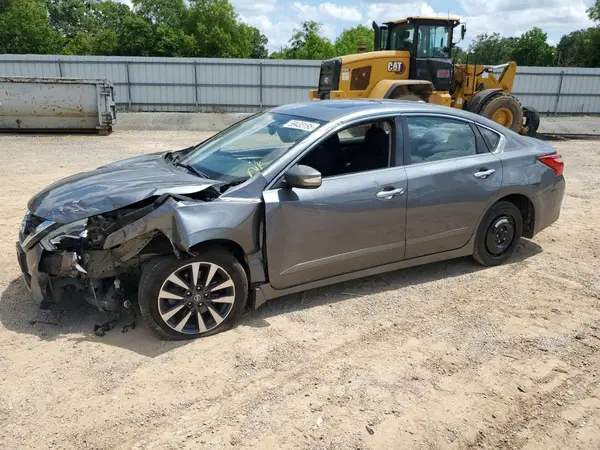 1N4AL3AP1HC112735 2017 NISSAN ALTIMA - Image 1