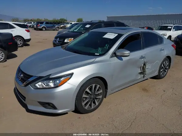 1N4AL3AP1HC113092 2017 NISSAN ALTIMA - Image 2