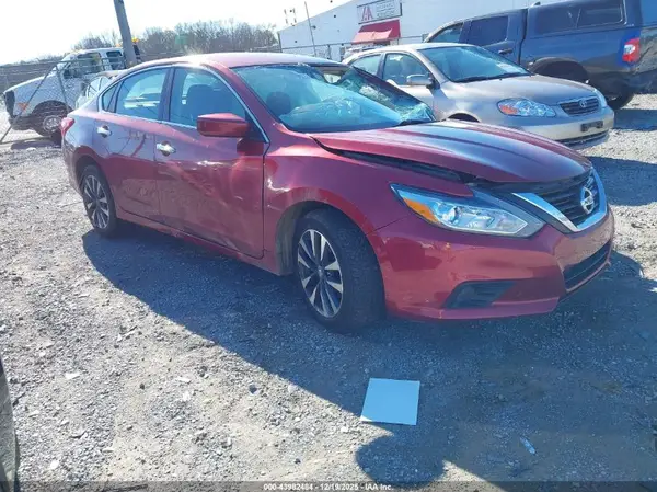 1N4AL3AP1HC113724 2017 NISSAN ALTIMA - Image 1