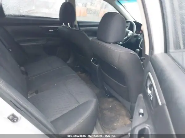 1N4AL3AP1HC115795 2017 NISSAN ALTIMA - Image 8