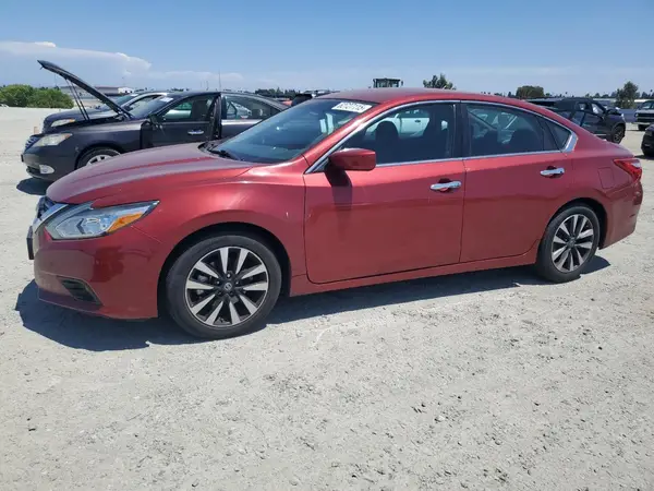 1N4AL3AP1HC120012 2017 NISSAN ALTIMA - Image 1