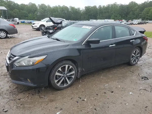 1N4AL3AP1HC121905 2017 NISSAN ALTIMA - Image 1