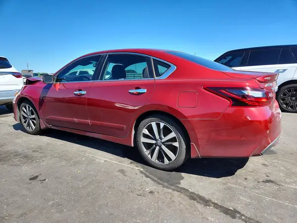 1N4AL3AP1HC125372 2017 NISSAN ALTIMA - Image 2