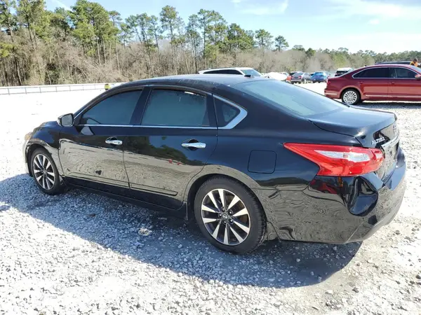 1N4AL3AP1HC127218 2017 NISSAN ALTIMA - Image 2