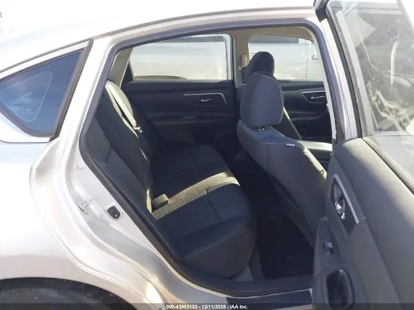 1N4AL3AP1HC128238 2017 NISSAN ALTIMA - Image 8