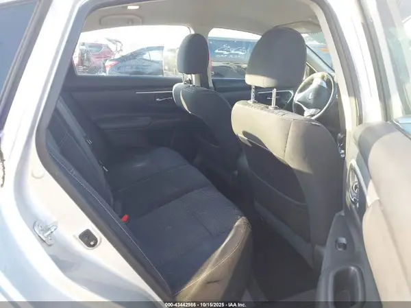 1N4AL3AP1HC128255 2017 NISSAN ALTIMA - Image 8