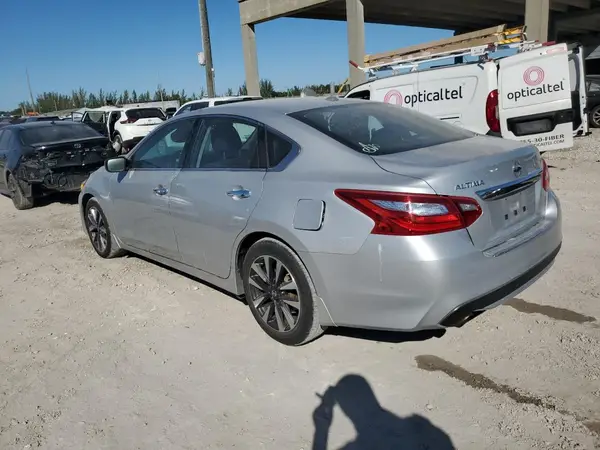 1N4AL3AP1HC129146 2017 NISSAN ALTIMA - Image 2