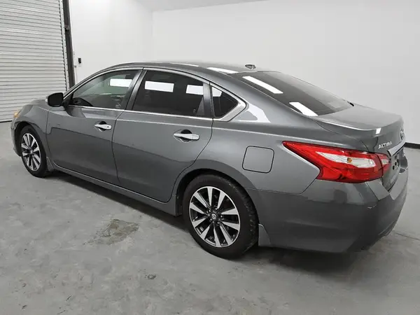 1N4AL3AP1HC129342 2017 NISSAN ALTIMA - Image 2