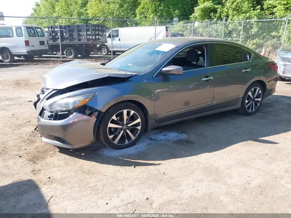 1N4AL3AP1HC131401 2017 NISSAN ALTIMA - Image 2