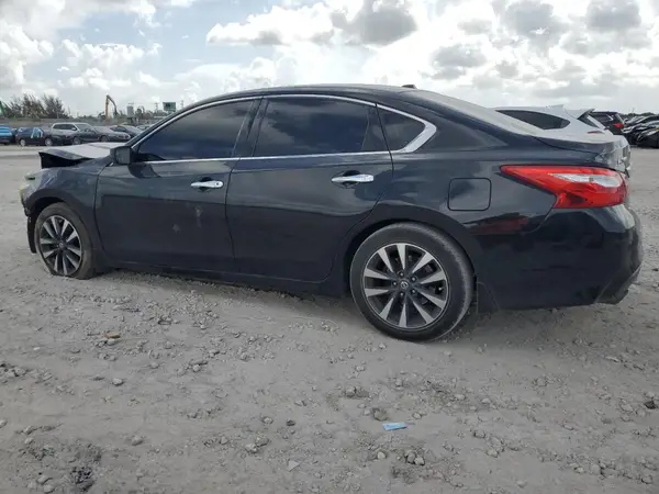 1N4AL3AP1HC131981 2017 NISSAN ALTIMA - Image 2