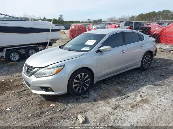1N4AL3AP1HC134993 2017 NISSAN ALTIMA - Image 2
