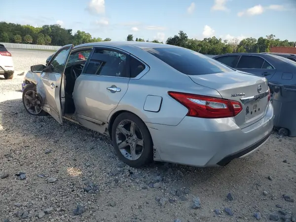 1N4AL3AP1HC135027 2017 NISSAN ALTIMA - Image 2