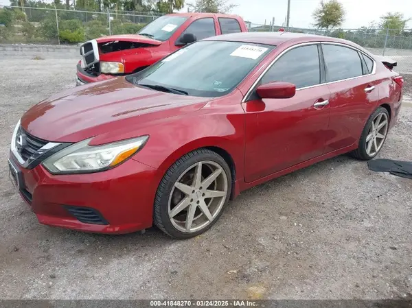 1N4AL3AP1HC135612 2017 NISSAN ALTIMA - Image 2