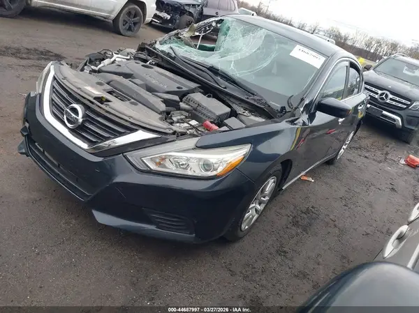 1N4AL3AP1HC138459 2017 NISSAN ALTIMA - Image 2