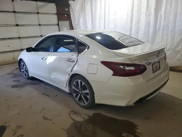 1N4AL3AP1HC139224 2017 NISSAN ALTIMA - Image 2