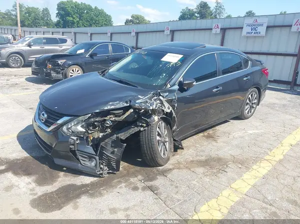 1N4AL3AP1HC139479 2017 NISSAN ALTIMA - Image 2