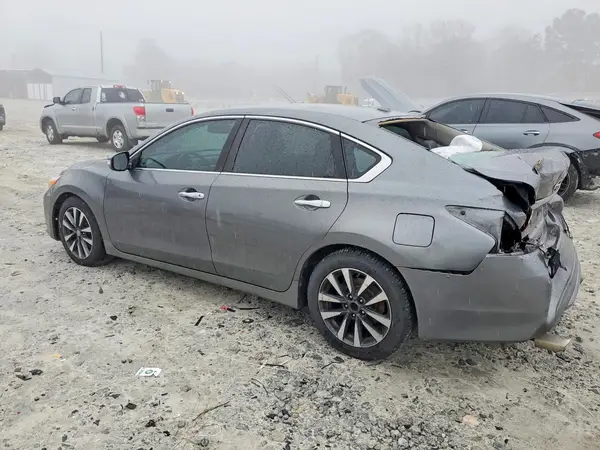 1N4AL3AP1HC140048 2017 NISSAN ALTIMA - Image 2