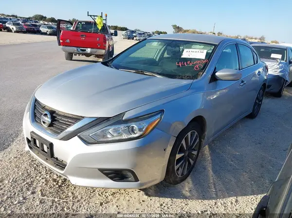 1N4AL3AP1HC140924 2017 NISSAN ALTIMA - Image 2