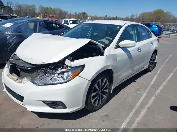 1N4AL3AP1HC141166 2017 NISSAN ALTIMA - Image 2