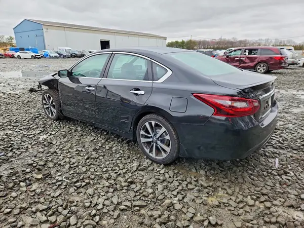 1N4AL3AP1HC145752 2017 NISSAN ALTIMA - Image 2