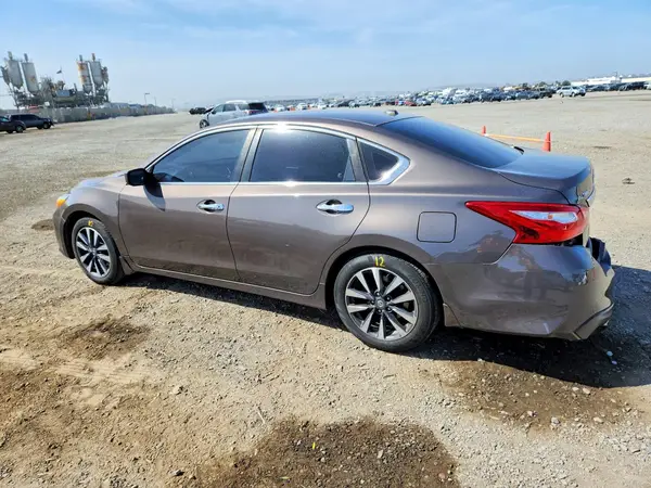 1N4AL3AP1HC146500 2017 NISSAN ALTIMA - Image 2