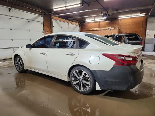 1N4AL3AP1HC147274 2017 NISSAN ALTIMA - Image 2