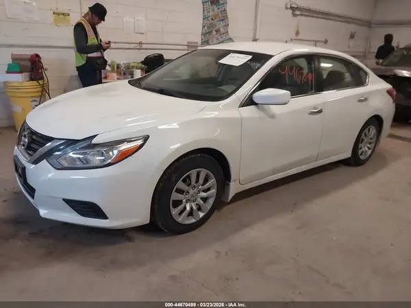 1N4AL3AP1HC147310 2017 NISSAN ALTIMA - Image 2